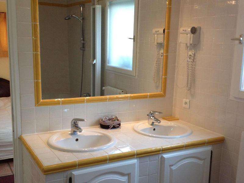 B&B With Charm, Quiet, Kitchen, Sw Pool. Γκρας Εξωτερικό φωτογραφία